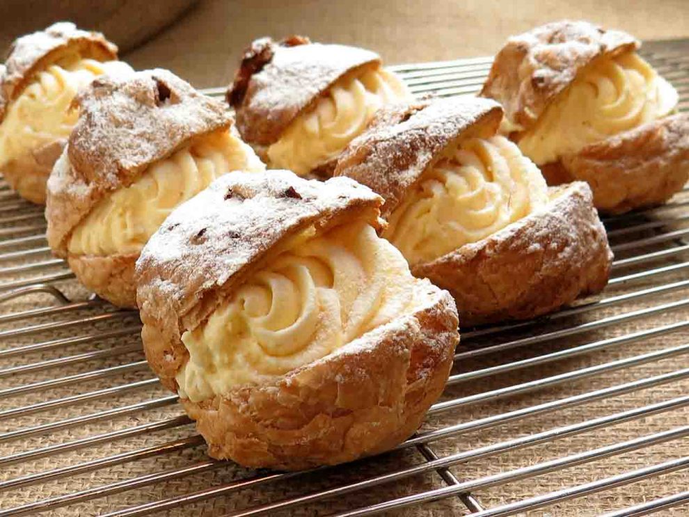 cream-puffs-427181_1920