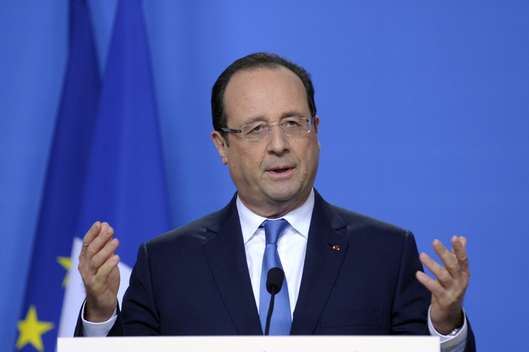 En-Algerie-la-plaisanterie-d-Hollande-fait-polemique