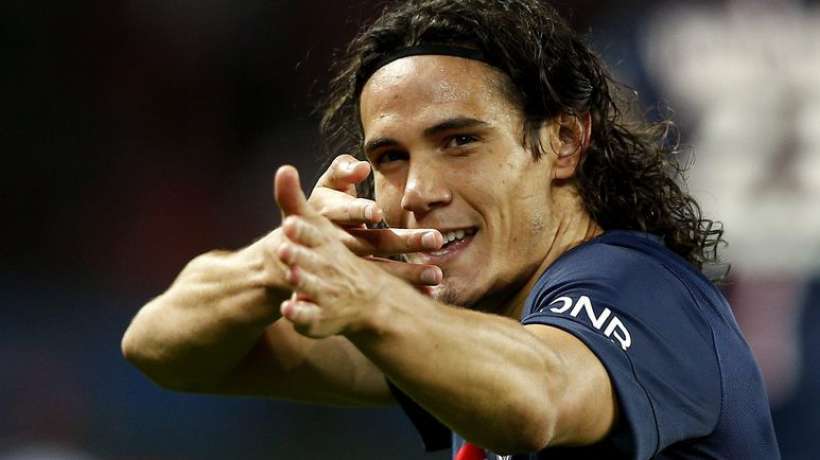 cavani-etudie-toutes-les-options_151422